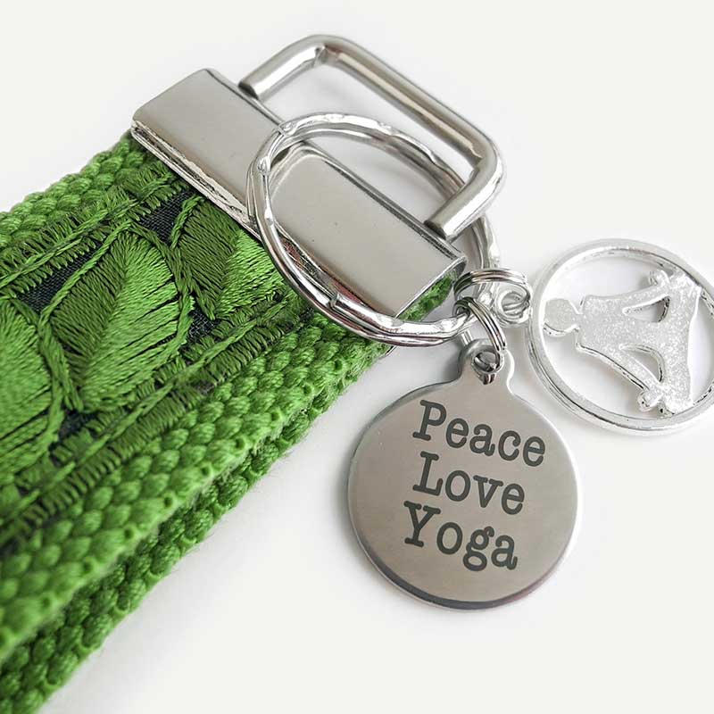 Schlüsselanhänger für Yoga-Fans Schlüsselanhänger mit Spruch »Peace Love Yoga«
