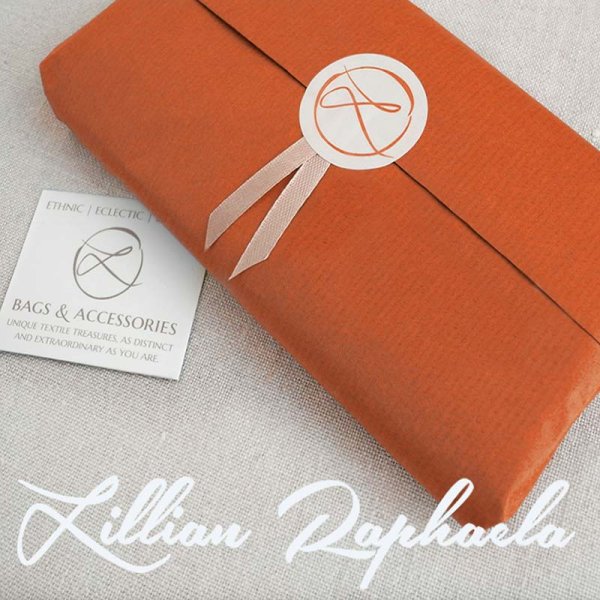 Wrapping Option: Kraft Paper, Color 02 = Burnt Orange