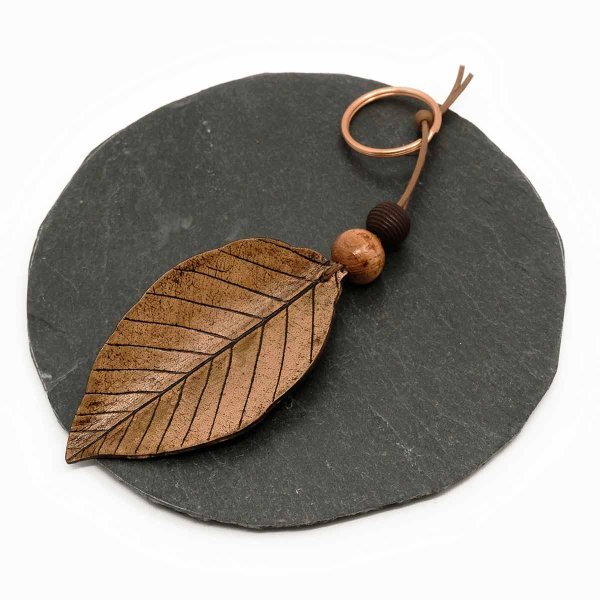 Preview: Leather Leaf with Wood Beads Keychain