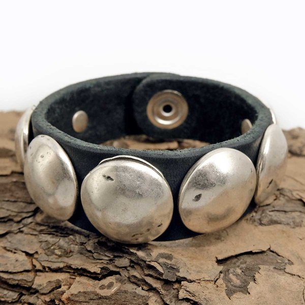 Leather Cuff »Concho Nero«