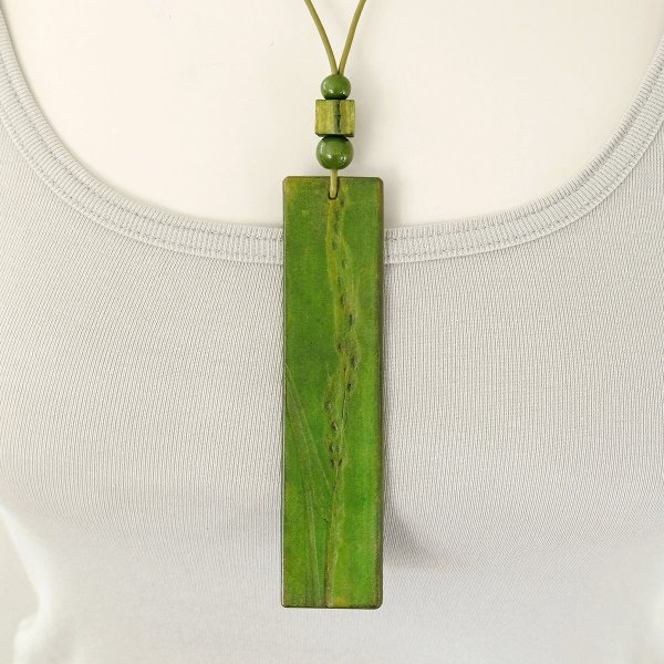 Preview: Unique Green Statement Leather Necklace