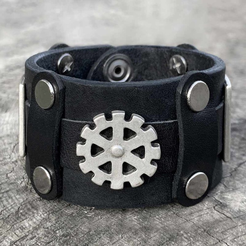 Black Pull-Up Leather Wristband