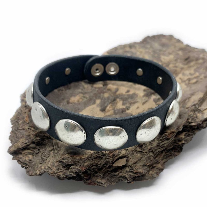 Leather Choker wirh Domed Rivets